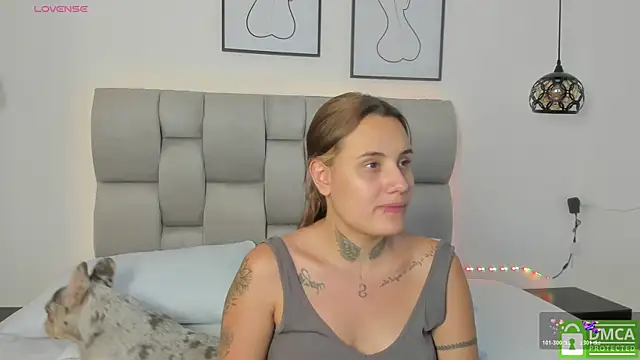 Susan-Sweet-7 online show from 27, 5, 2026