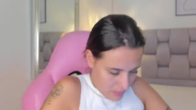 Susan-Sweet-7 online show from 30, 9, 2025