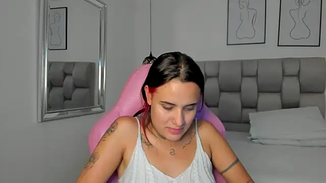 Susan-Sweet-7 online show from 21, 11, 2025