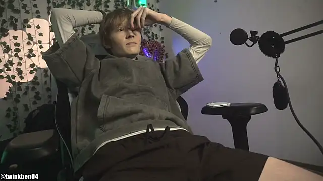 twinkben online show from 21, 10, 2025