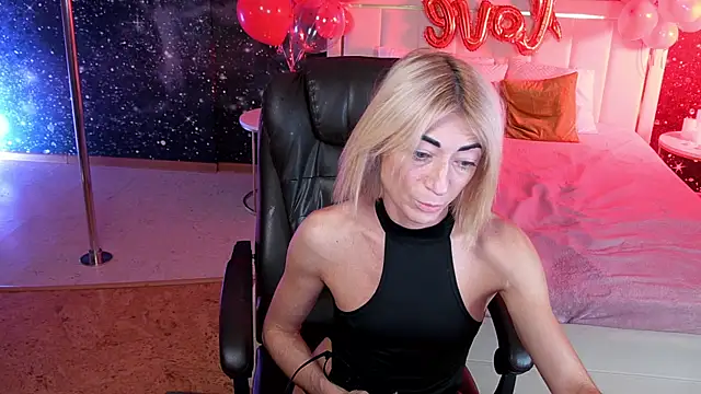  F R A U  online show from 5, 3, 2025