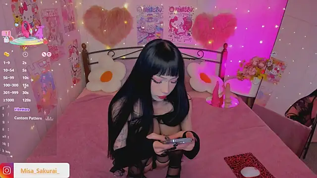 Misa Sakurai online show from 10, 10, 2025