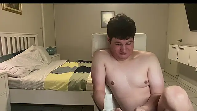 Lorenzo hernandez online show from 6, 11, 2025