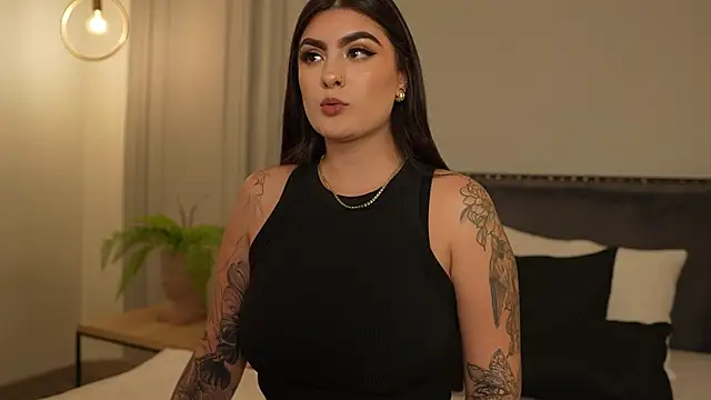 IrisBaker online show from 7, 2, 2026