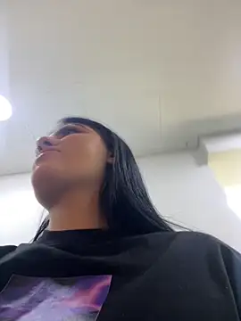 Snapshot of IrisBaker chatting on 24, 10, 2025 IrisBaker online show from 24, 10, 2025