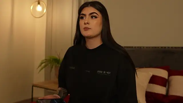 Snapshot of IrisBaker chatting on 12, 9, 2025 IrisBaker online show from 12, 9, 2025