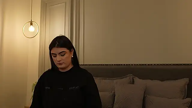 Snapshot of IrisBaker chatting on 6, 10, 2025 IrisBaker online show from 6, 10, 2025