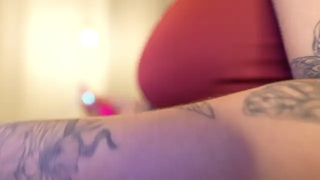 Snapshot of IrisBaker chatting on 27, 11, 2025 IrisBaker online show from 27, 11, 2025