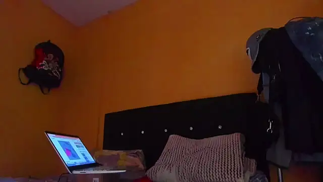 Snapshot of smoker445 chatting on 1, 2, 2026 smoker445 online show from 1, 2, 2026