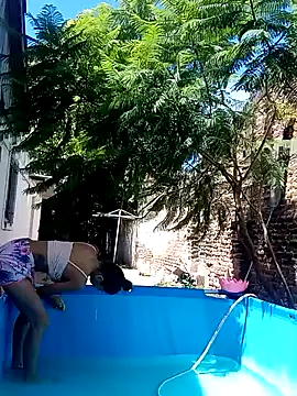 Chicavixy online show from 2, 2, 2025