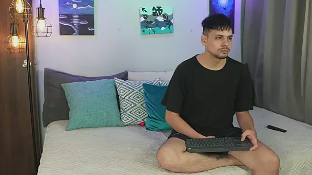 Cleoanubis- online show from 31, 10, 2025