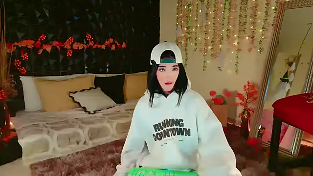 Finibondi online show from 7, 11, 2025