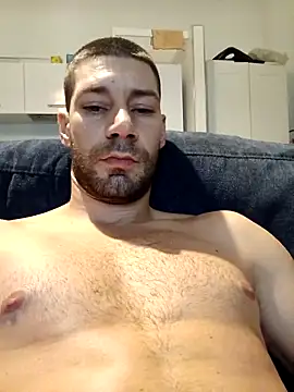 Snapshot of litleboy92 chatting on 13, 11, 2025 litleboy92 online show from 13, 11, 2025