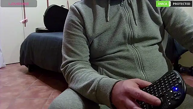 Snapshot of MultiOrgasmicLover chatting on 26, 12, 2024 MultiOrgasmicLover online show from 26, 12, 2024