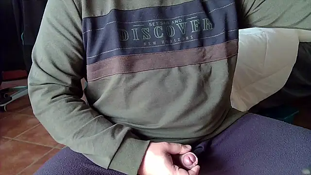 Snapshot of MultiOrgasmicLover chatting on 23, 11, 2025 MultiOrgasmicLover online show from 23, 11, 2025