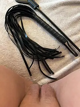 Leanaa Jolly online show from 11, 2, 2025