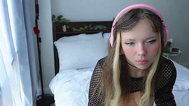 Ayra Lust online show from 9, 3, 2025