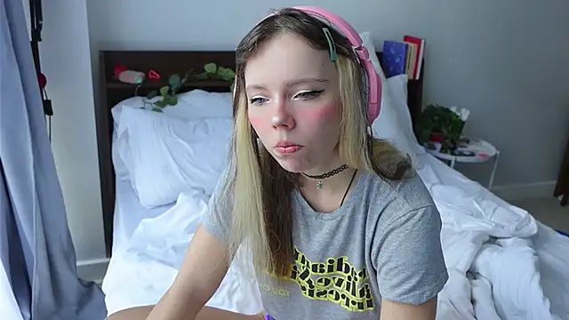 Ayra Lust online show from 16, 3, 2025