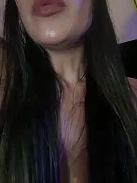 Alexandra duque online show from 15, 3, 2025