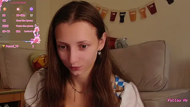 Snapshot of Milky_flexy_cat chatting on 25, 9, 2025 Milky flexy cat online show from 25, 9, 2025