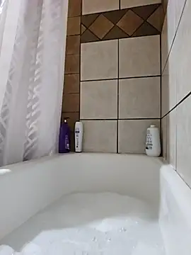 Paynted Lady online show from 13, 11, 2025