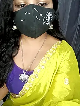 Snapshot of Tanvi-patil chatting on 15, 6, 2026 Tanvi-patil online show from 15, 6, 2026