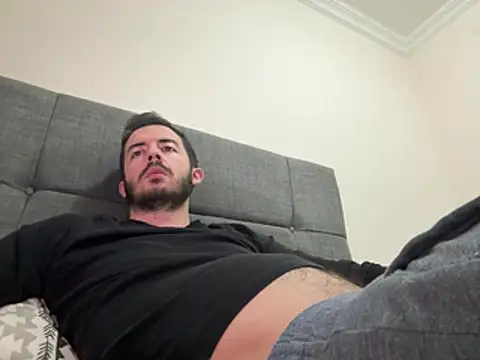 laynufff online show from 28, 4, 2026