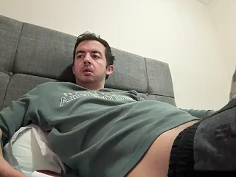 laynufff online show from 13, 5, 2026