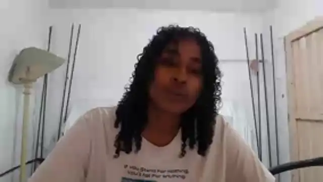 yohatinelly07 online show from 12, 11, 2025