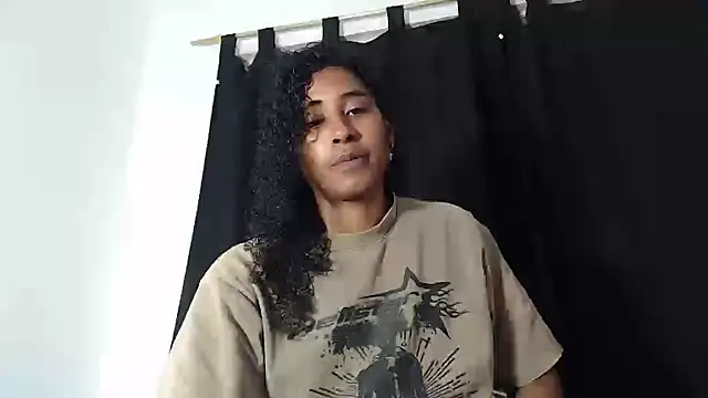 yohatinelly07 online show from 13, 2, 2026