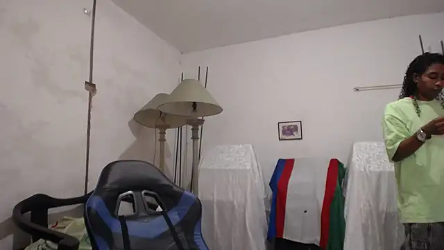 yohatinelly07 online show from 4, 12, 2025