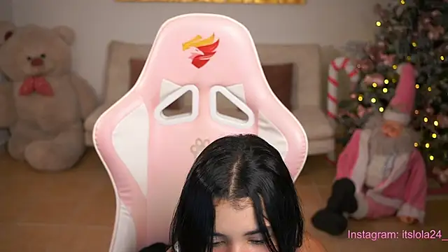 its lola24 online show from 31, 12, 2024