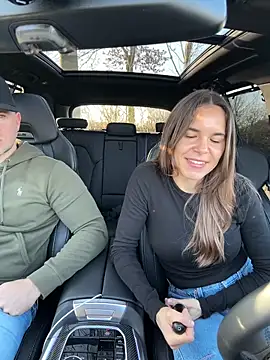 JuicyFruits93 online show from 3, 3, 2026