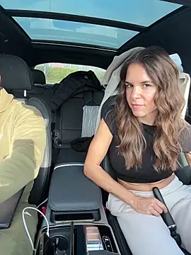 JuicyFruits93 online show from 5, 2, 2026