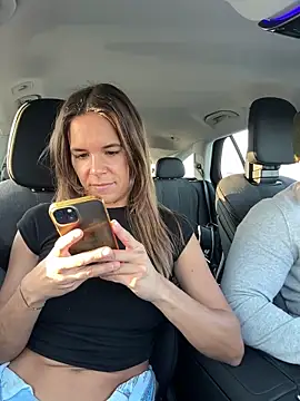 JuicyFruits93 online show from 15, 12, 2025