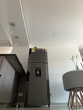 rossth1 online show from 12, 4, 2026