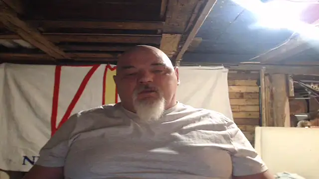 Snapshot of Newfiesausage1972 chatting on 23, 2, 2026 Newfiesausage1972 online show from 23, 2, 2026