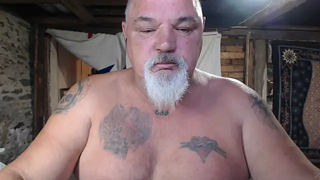 Snapshot of Newfiesausage1972 chatting on 13, 7, 2026 Newfiesausage1972 online show from 13, 7, 2026