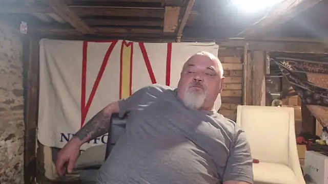 Snapshot of Newfiesausage1972 chatting on 10, 2, 2026 Newfiesausage1972 online show from 10, 2, 2026