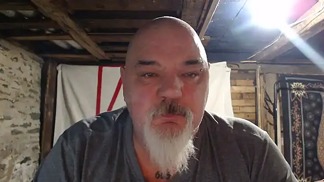 Snapshot of Newfiesausage1972 chatting on 17, 1, 2026 Newfiesausage1972 online show from 17, 1, 2026