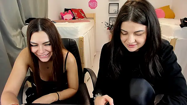 Snapshot of TiffanySweet chatting on 27, 12, 2024 TiffanySweet online show from 27, 12, 2024