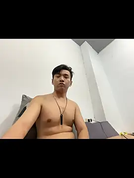 Adam XDZ online show from 15, 4, 2026