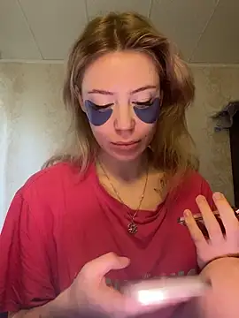 Snapshot of meanexx chatting on 19, 10, 2025 meanexx online show from 19, 10, 2025