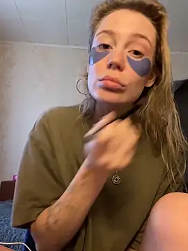 Snapshot of meanexx chatting on 16, 10, 2025 meanexx online show from 16, 10, 2025