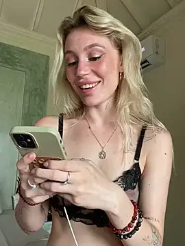 Snapshot of meanexx chatting on 23, 1, 2025 meanexx online show from 23, 1, 2025