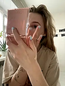 Snapshot of meanexx chatting on 10, 11, 2025 meanexx online show from 10, 11, 2025