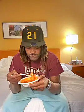 1BeautyN1Beast online show from 19, 10, 2025