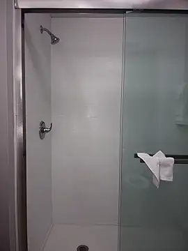 1BeautyN1Beast online show from 16, 12, 2025