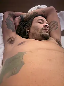 1BeautyN1Beast online show from 19, 12, 2025