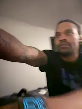 1BeautyN1Beast online show from 23, 12, 2025